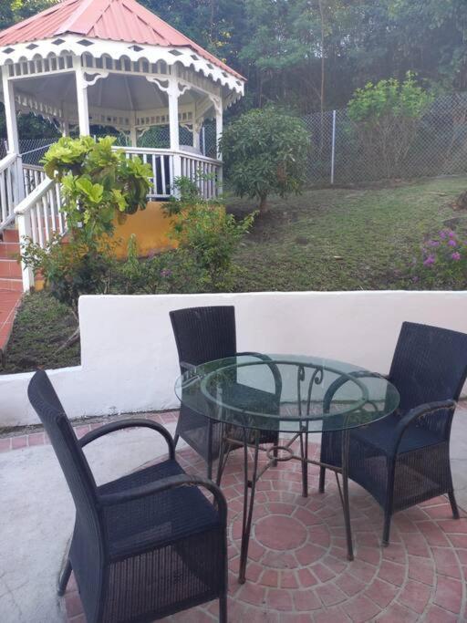Bellevue Hideaway Villa Gros Islet Exterior photo